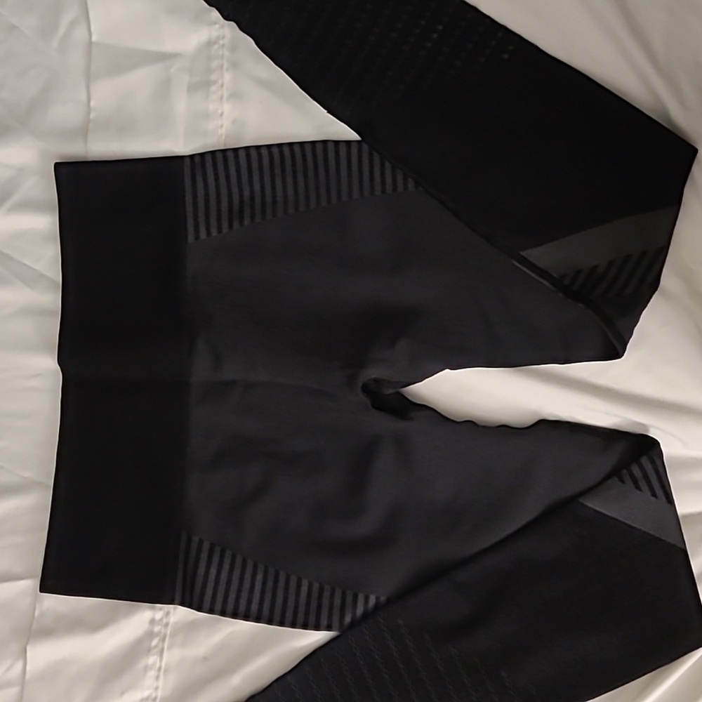 NWOT Workout Pants